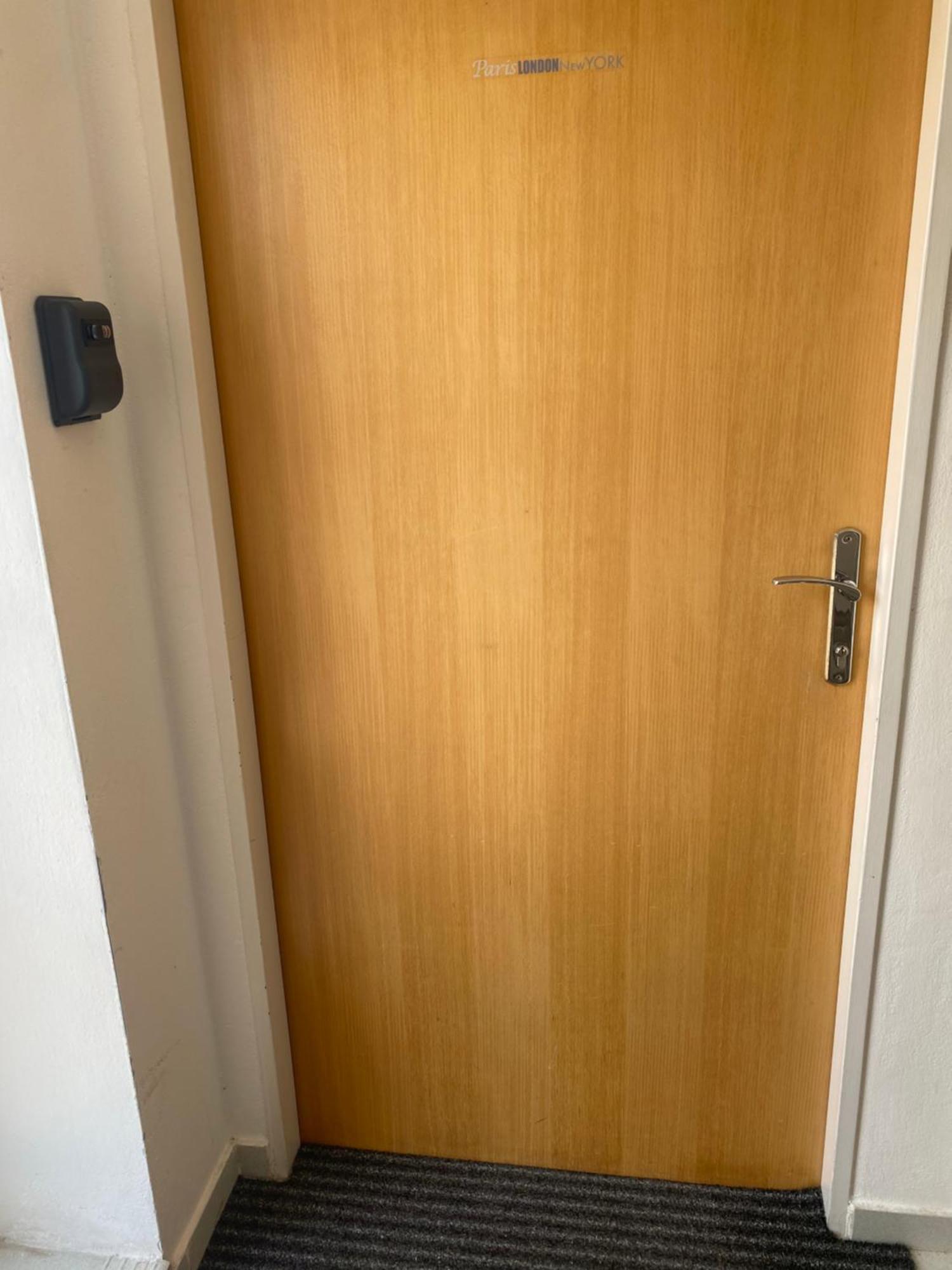 3-Bedroom Apartment In Rajhrad, With Kitchen, 2 Bathrooms, Parking المظهر الخارجي الصورة