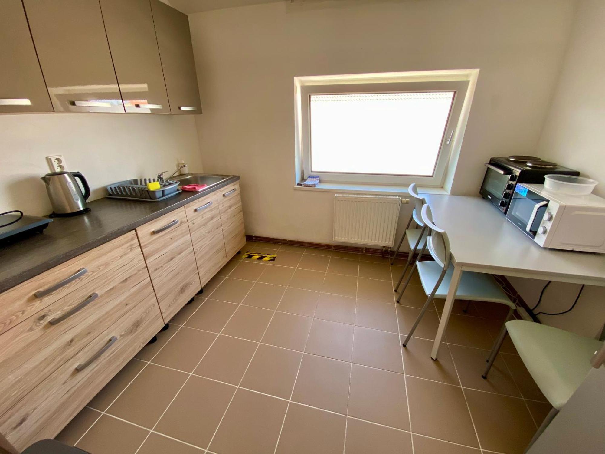 3-Bedroom Apartment In Rajhrad, With Kitchen, 2 Bathrooms, Parking المظهر الخارجي الصورة